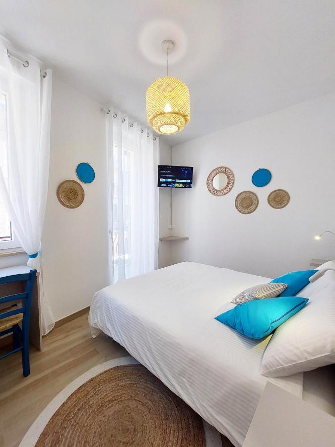 Affittacamere Casa Lilibet ซัน เบเนเดตโต เดล ตรอนโต ภายนอก รูปภาพ